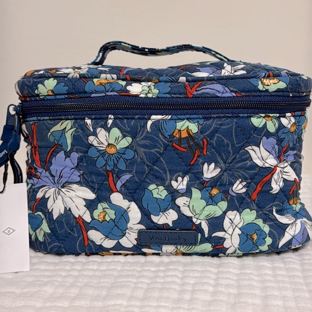 Vera Bradley train case floral bursts NWT - Picture 2 of 9